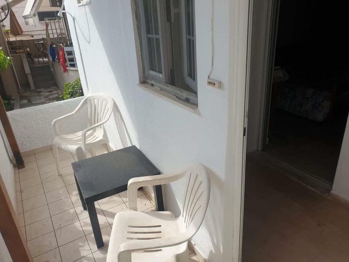 Family Sea & Garden View Apartment بريفيزا المظهر الخارجي الصورة